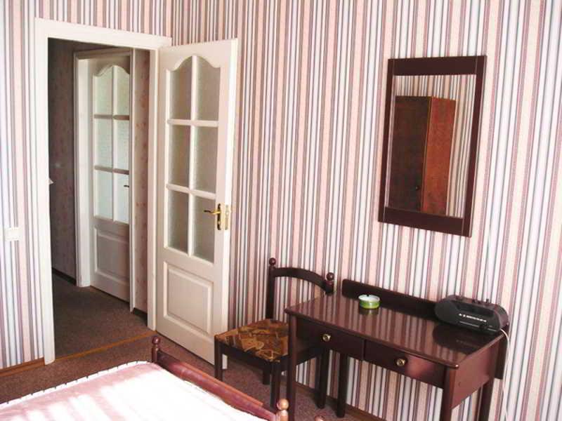 ברסט Intourist Hotel מראה חיצוני תמונה